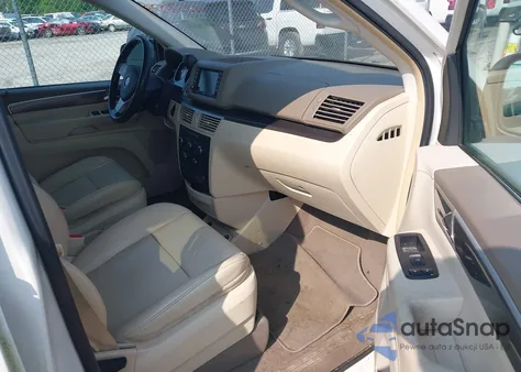 2010 Volkswagen Routan Se z USA, uszkodzony, nr VIN 2V4RW3D19AR348273